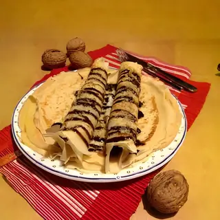Palačinke sa čokoladom i orasima