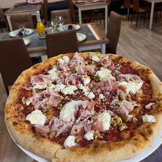 Pizza Dolcina