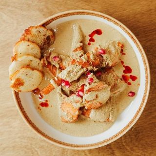 ბაჟე ორაგულით /Baje with salmon