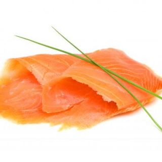 Carpaccio di salmone crudo