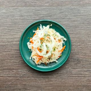 Салат из свежей капусты