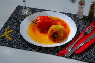 Ardei umpluti cu carne de porc