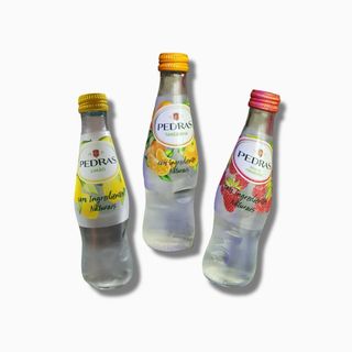 Água das Pedras de Frutos Vermelhos