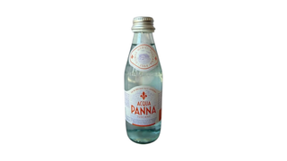 Woda niegazowana acqua panna