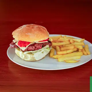Hambúrgueres Ovo com Fritas