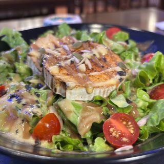 Ensalada De Rulo De Cabra