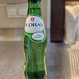 Pedras