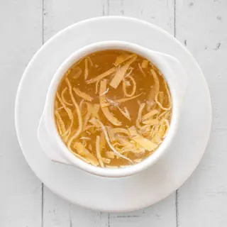 Sopa De Pollo Con Fideos