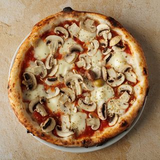 Funghi pizza