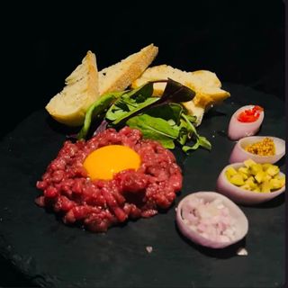 Тар тар з телятини (225г)