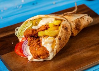 Gyros cu crispy de pui