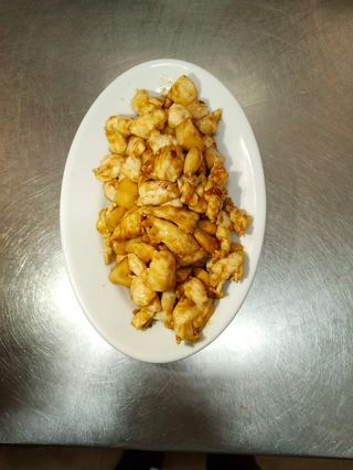 50. Pollo con mandorle