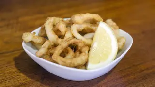 Plato De Calamares