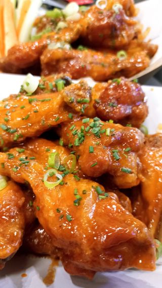 Honey Pow Wings 