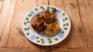 1/2 Pollastre A L'Ast + 1/2 patata caliu