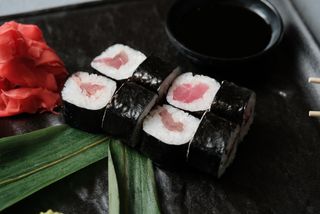 Մակի Թունայով