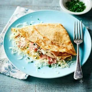 ბლინები ლორითა და ყველით/Pancakes with ham and cheese
