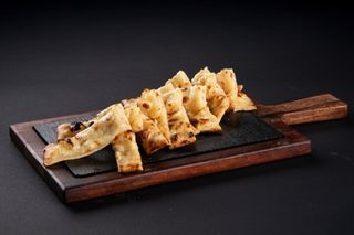 Чесново хлебче