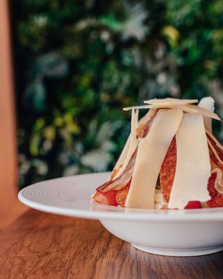 Cezar salata sa hrskavom piletinom 420 g