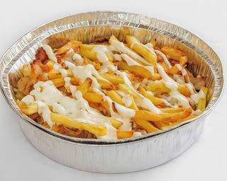 Patatas Fritas Con Queso Gratinado Y Kebab (Grandes)