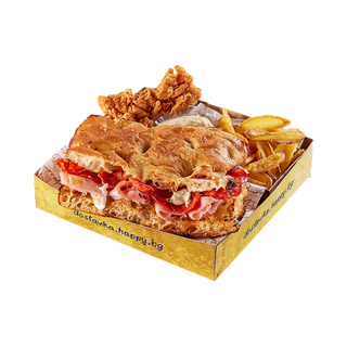 ХРУПКАВ ФОКАЧА САНДВИЧ С ПРОШУТО КОТТО И ПЕПЕРОНИ КОМБО