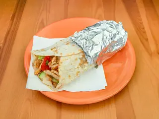 Tortilla z kebabem