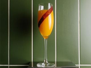 Безалкогольна Mango х Passionfruit Mimosa
