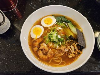 15A Ramen con misto mare e verdura