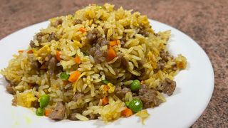 28.Arroz Frito con carne al curry