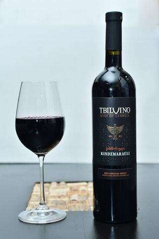 ქინძმარაული(ნახევრადტკბილი)-0,75ლტ