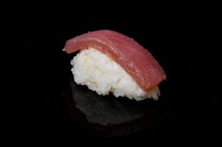 Nigiris De Atún (4 Uds.)