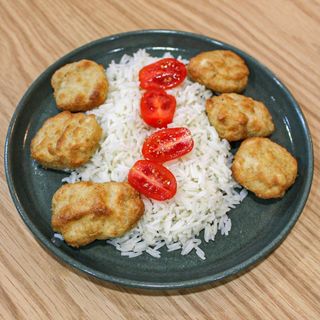 Nuggets de Frango com Arroz