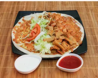 Lahmacun de pollo
