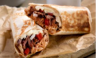 Burrito Con Carne Mechada