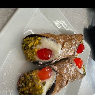 Cannolo siciliano ricotta 