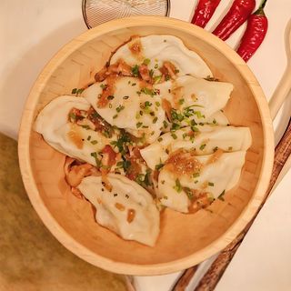 Pierogi z kapustą i grzybami leśnymi