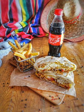 Meniu Crunchy Box + Suc