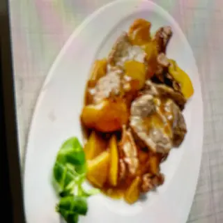 821 Vitello con patate alla piastra