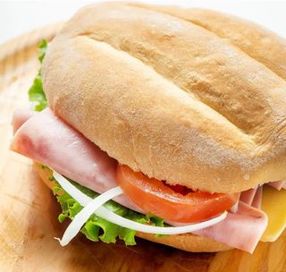 Torta De Jamón Y Queso