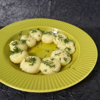 Kluski śląskie z masełkiem