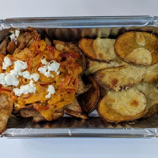 გიროსი მეტაქსასსოუსში კრეტანულ კარტოფილთან 