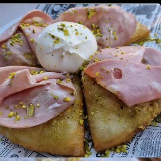 Montanarina Con Mortadela