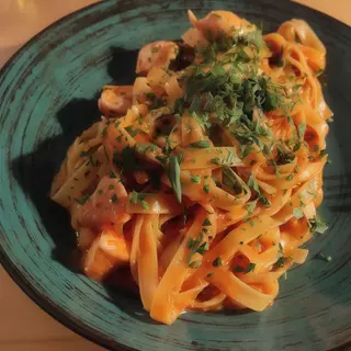 Tagliatelle al Salmone
