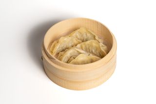 Ravioli al vapore con pollo e verdure 5 pezzi