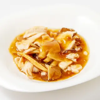 248. Pollo funghi e bambù