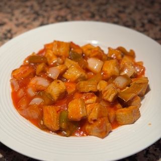 Tofu in salsa piccante
