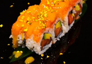 Sake mango roll uramaki