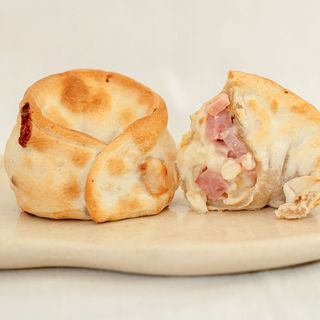 Empanada de Fiambre e Mozzarella Fior de Latte