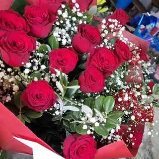 Mazzo di rose rosse  