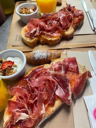 Desayuno Jamón
